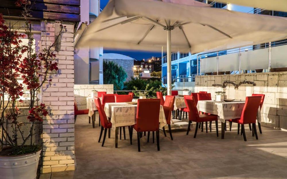 Otel Yeni Cesme Exterior foto