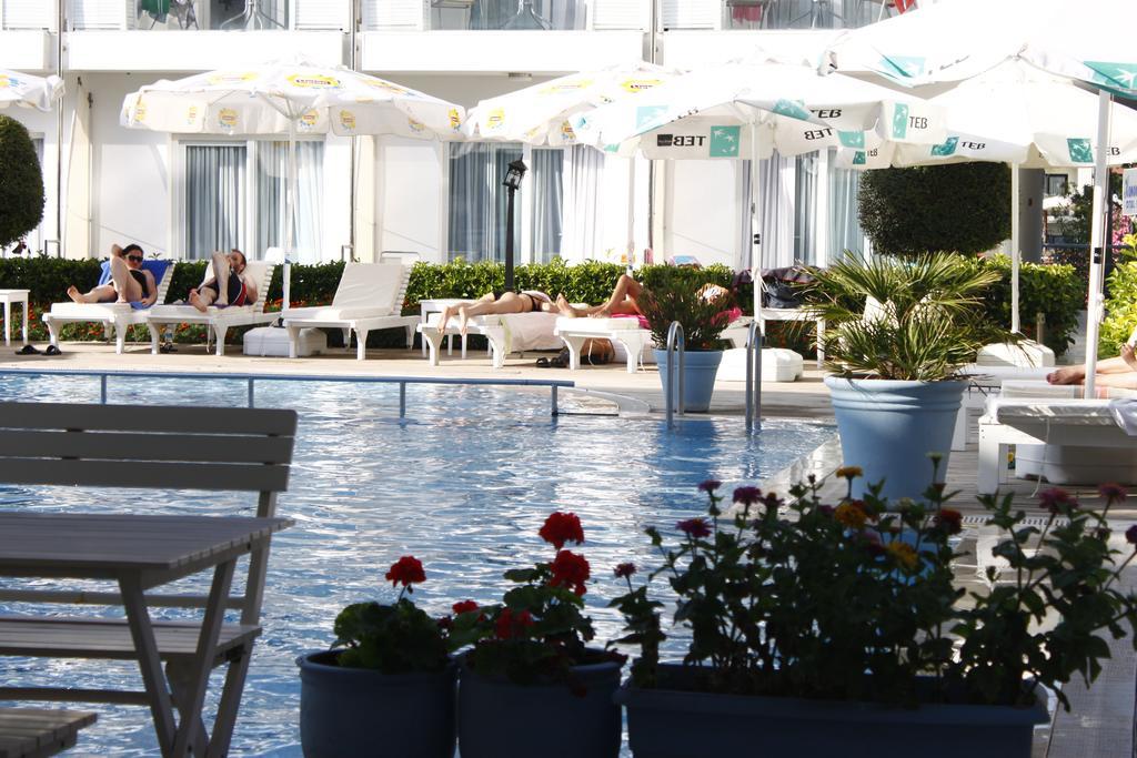 Otel Yeni Cesme Exterior foto
