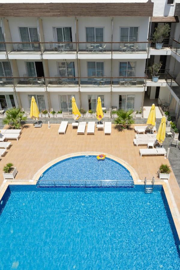 Otel Yeni Cesme Exterior foto