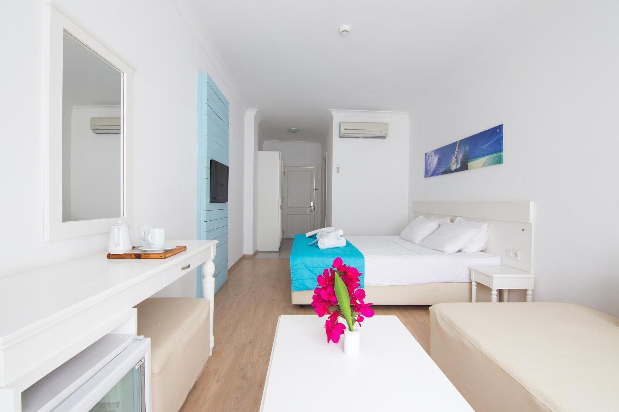 Otel Yeni Cesme Exterior foto
