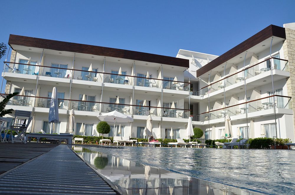 Otel Yeni Cesme Exterior foto