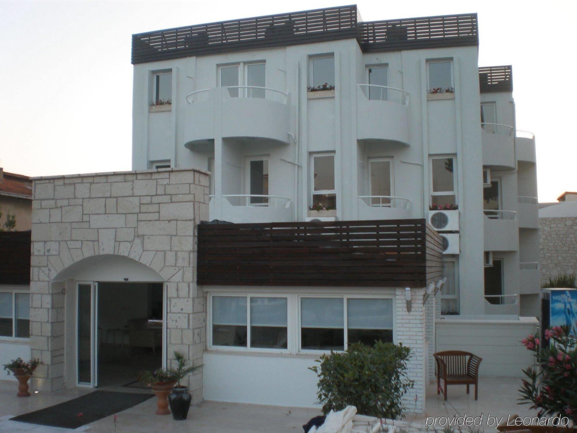 Otel Yeni Cesme Exterior foto