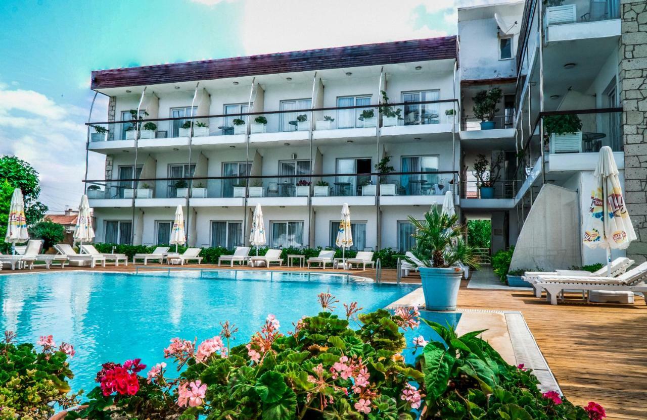 Otel Yeni Cesme Exterior foto